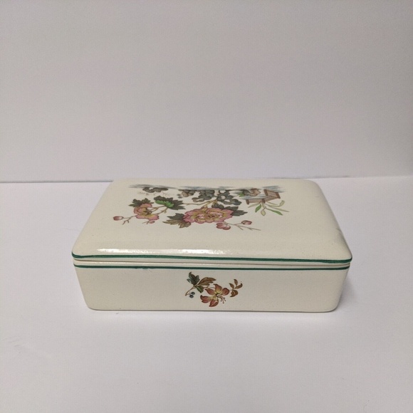 Wedgwood Eastern Flowers China Rectangular Trinket Dish 5" Made in England - Picture 3 of 8